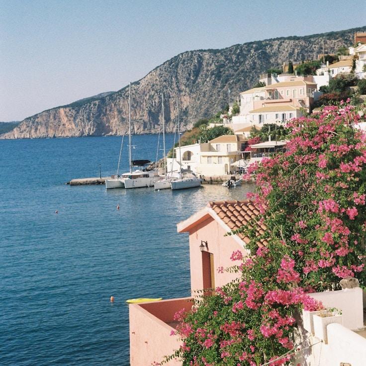 Family terraces and cafés for calm evenings in Paris